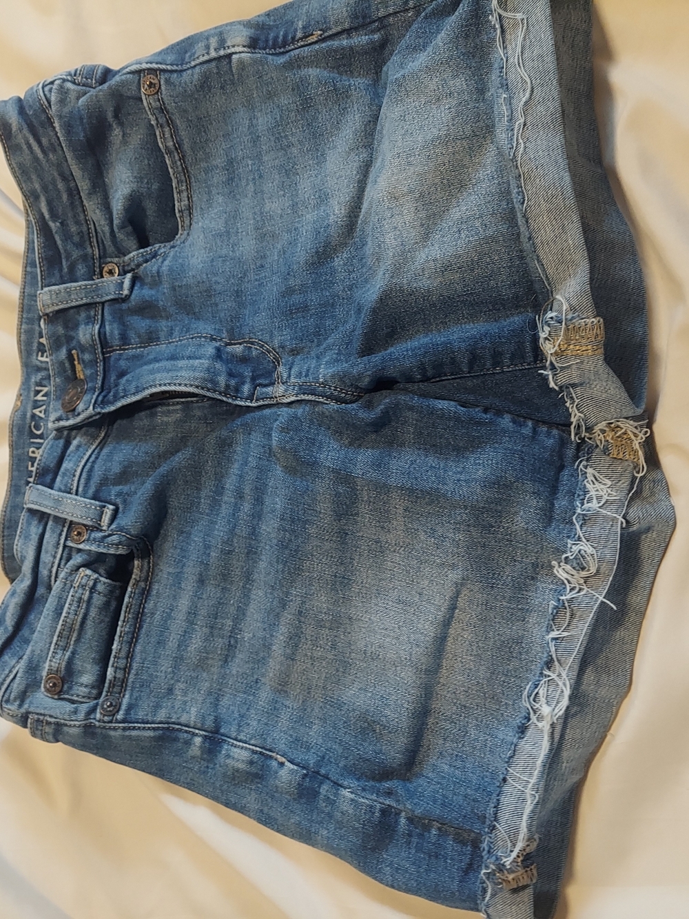 American Eagle Distressed Denim Shorts High Waist Raw Cutoff Hem Size 2